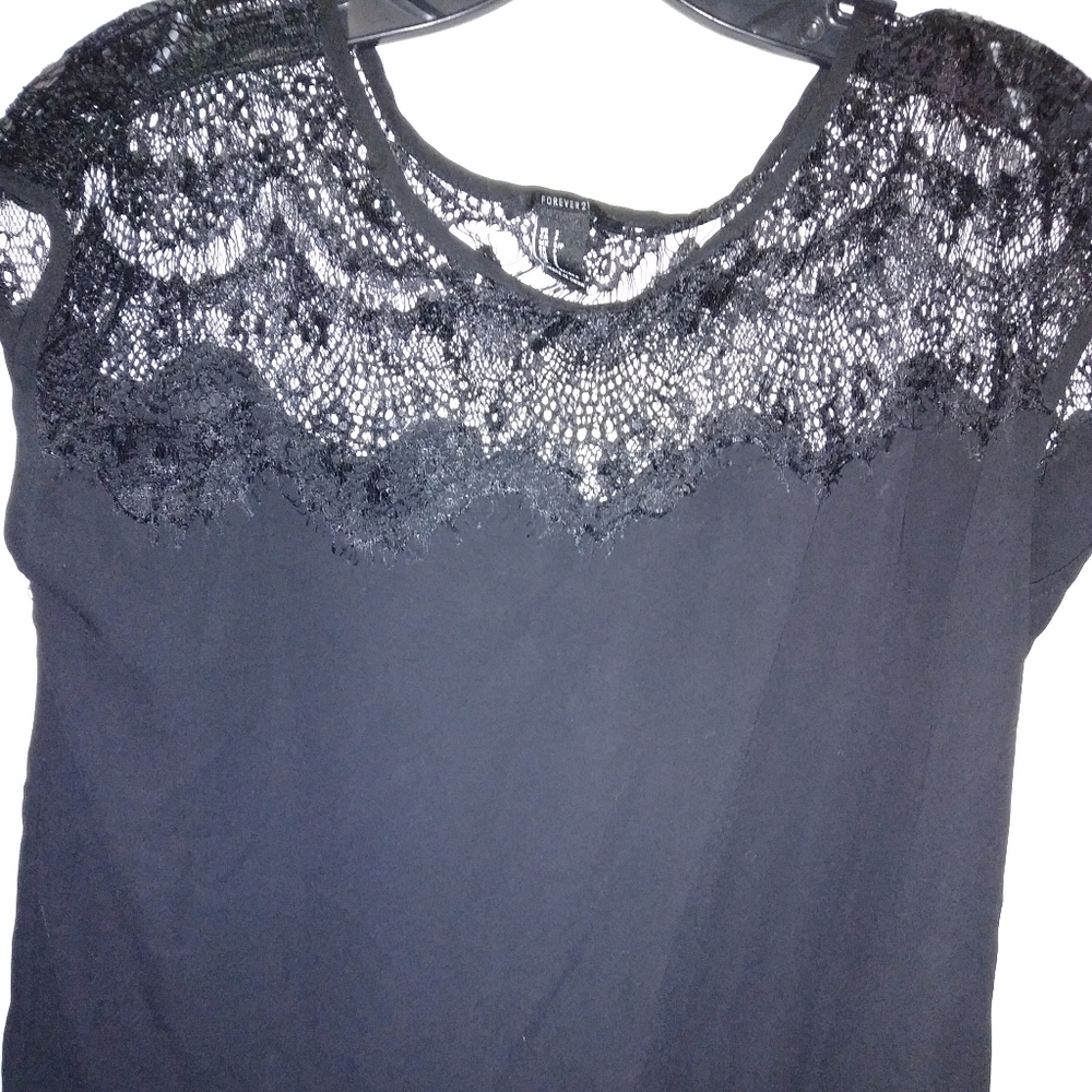 Forever 21 shirt